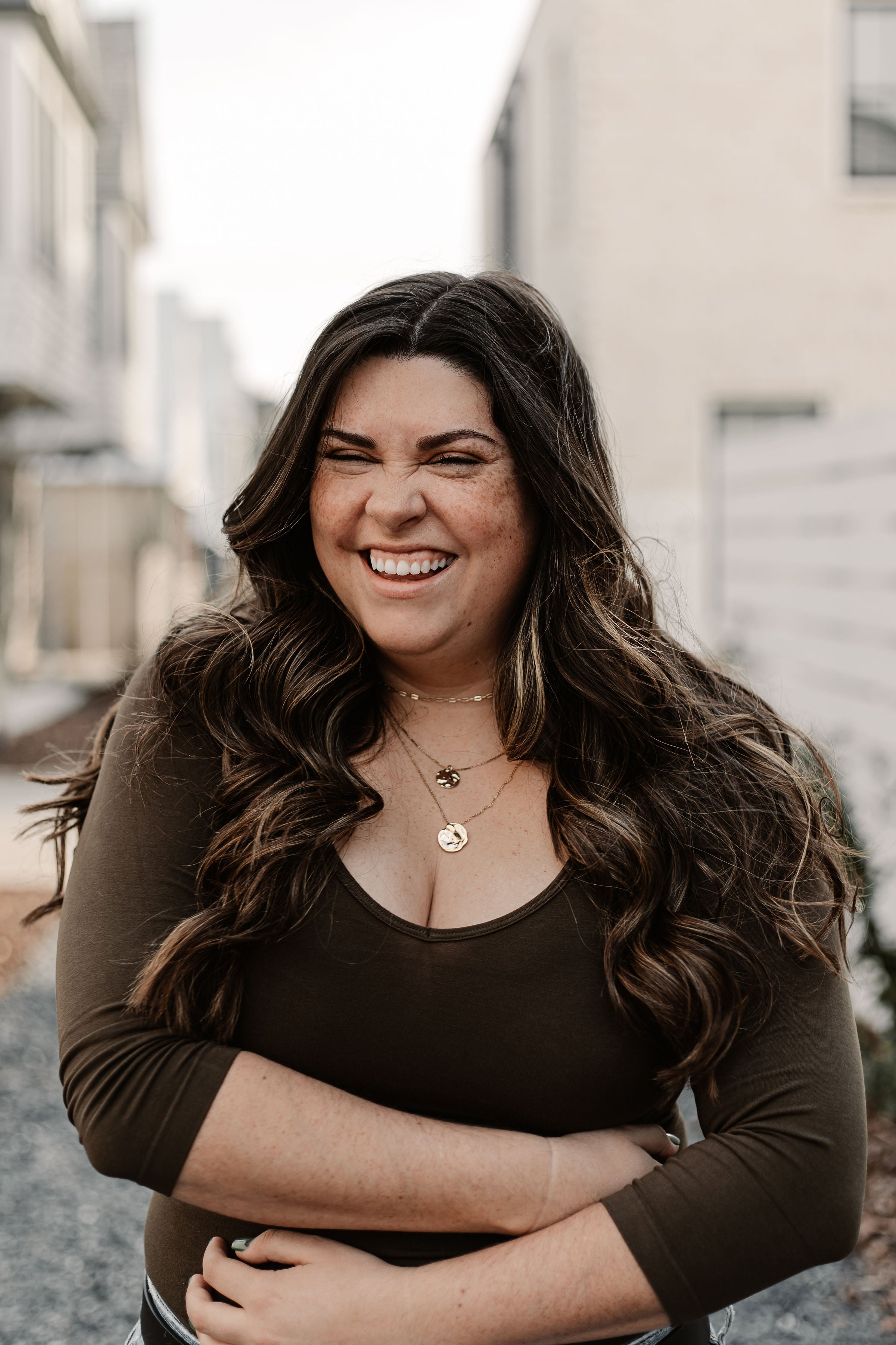 V-Neck | Boatneck Three Quarter Top — Chocolate / Regular 0-12